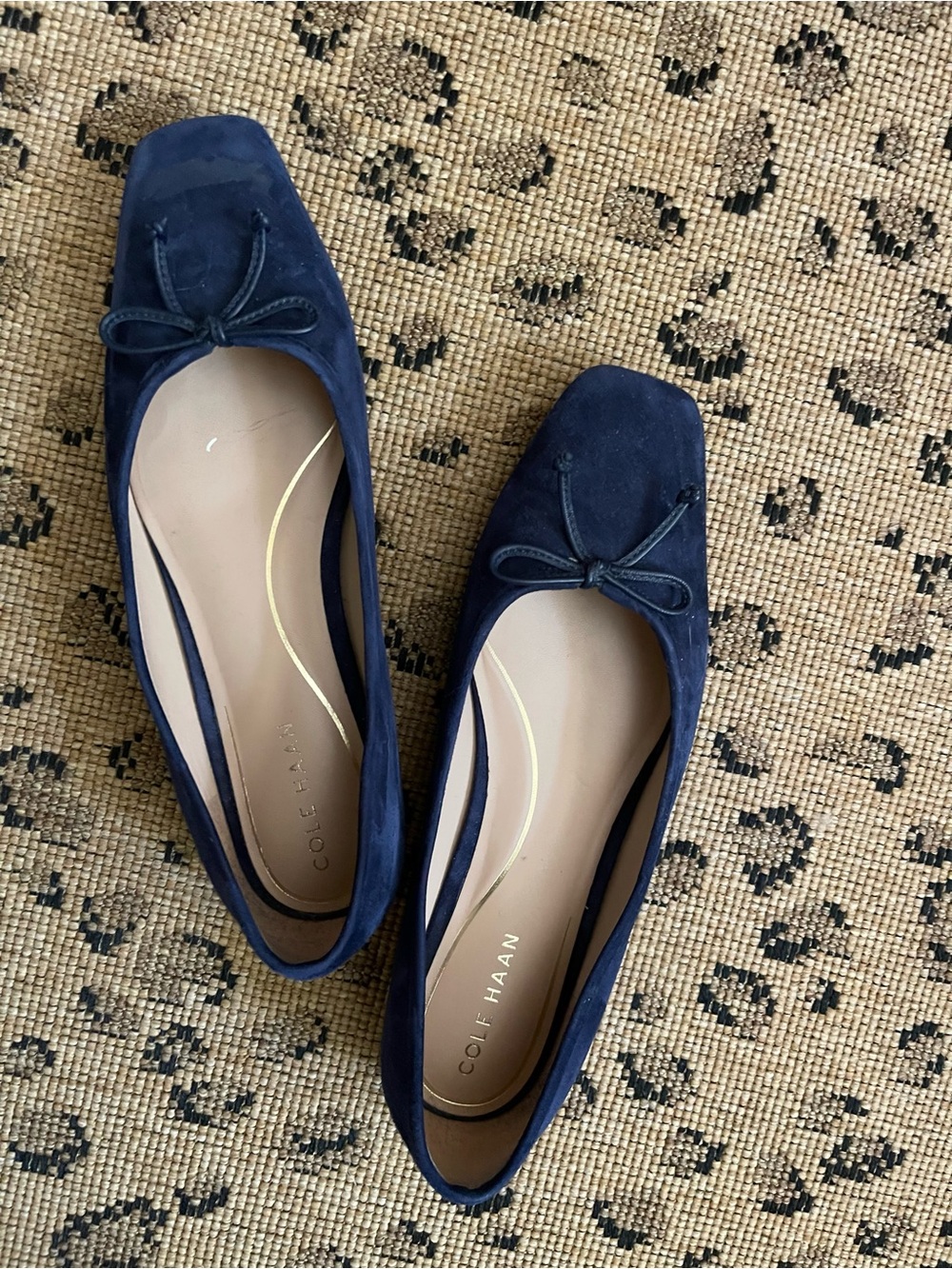 Cole Haan Navy Suede Bow Flats Size 8